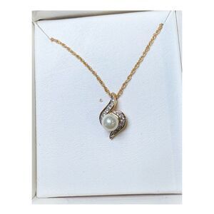 New Nina Ricci Gold-Tone Pearl & Crystal Pendant Necklace